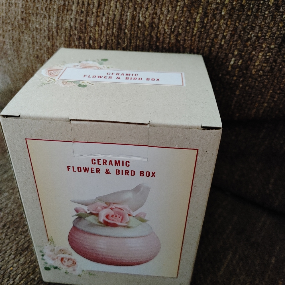 Ceramic Flower & Bird Box